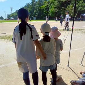 見学の姉妹 見学の姉妹